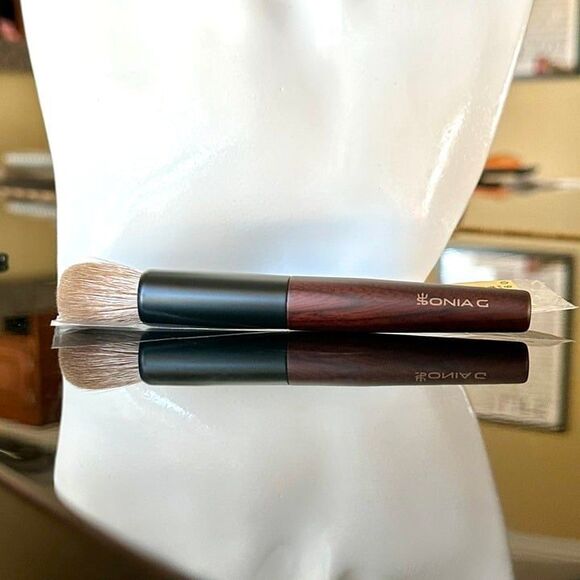 NEW Sonia G LIMITED EDITION Japanese Keyaki Mini Base Brush Complexion Travel - Picture 6 of 12